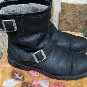 Men’s UGG boots. Used. 10.5